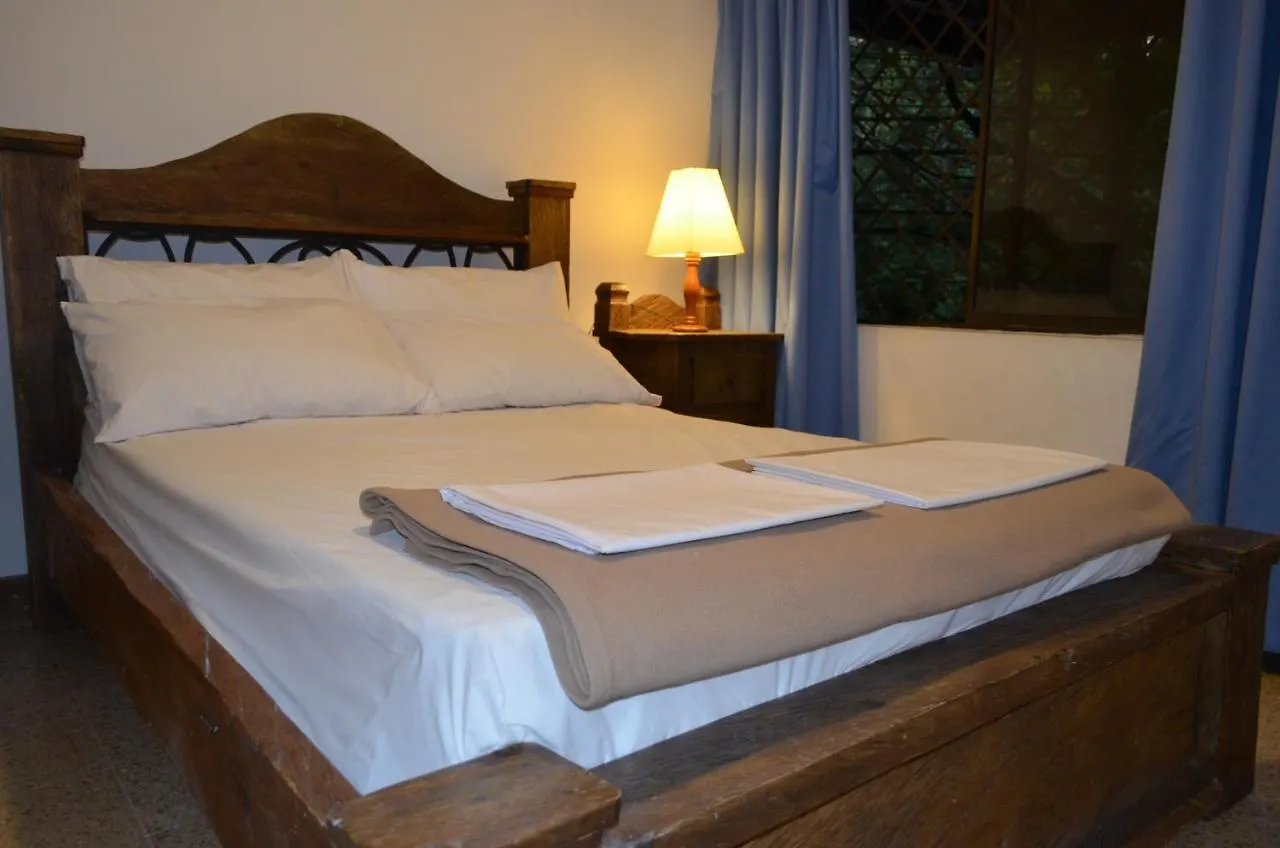 Brick Hostel Medellin 2*,
