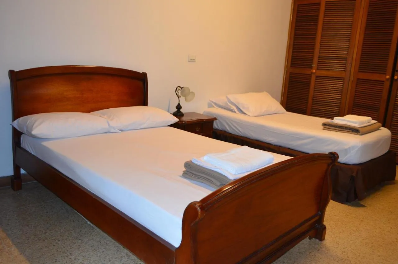 Brick Hostel Medellin 2*,  Colombia